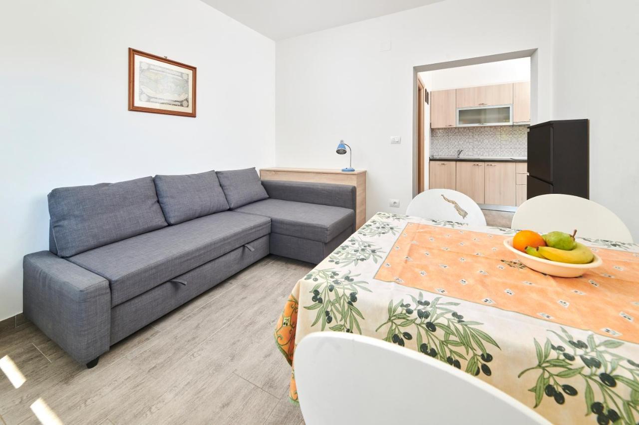 Apartments Ferlin Умаг Экстерьер фото